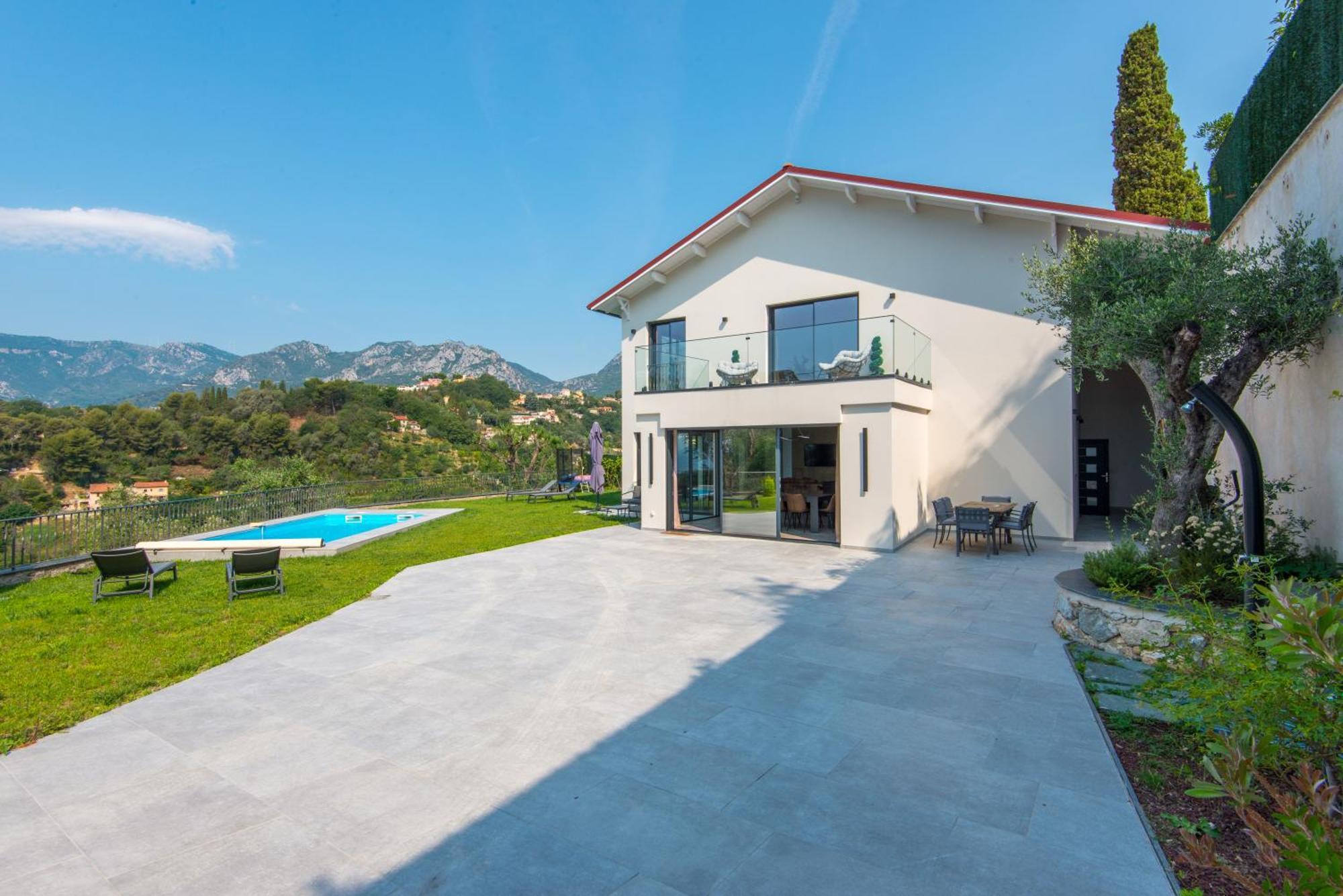 Jolie Maison Au Calme Mentone Esterno foto